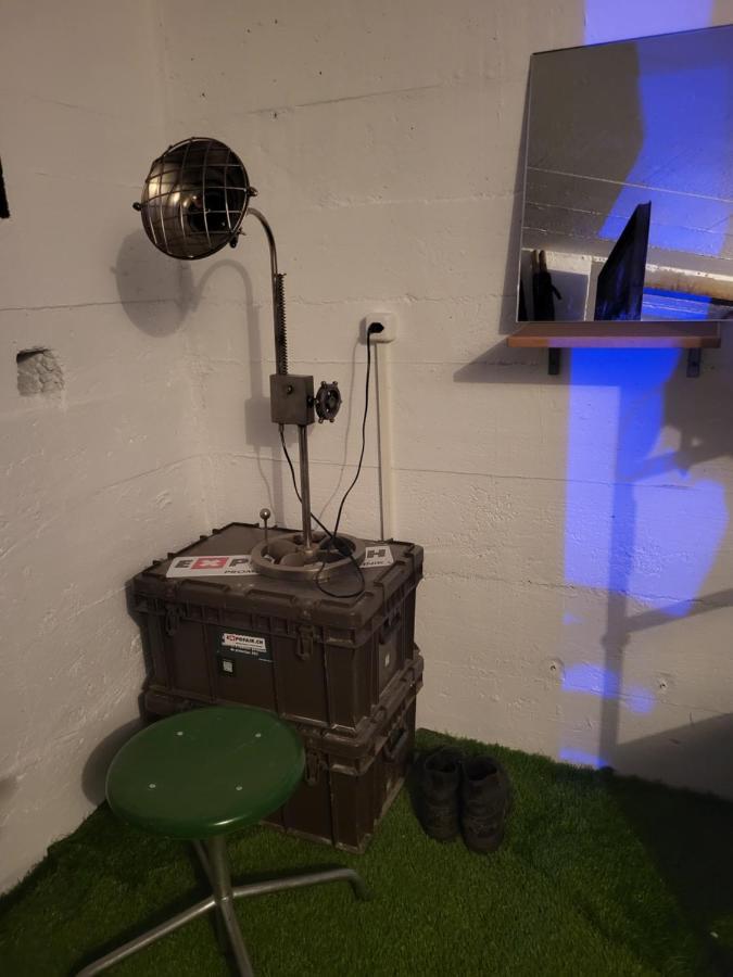 Swiss Army Camping Night / Militaerbunker St. Margrethen Eksteriør bilde